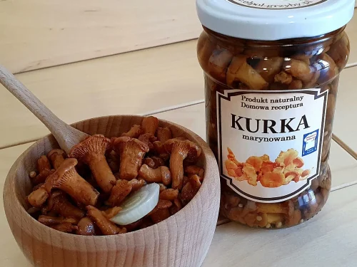 Kurka marynowana - Marynowane w occie pieprzniki jadalne